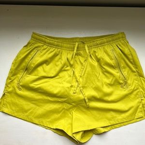Girlfriend Collective Gazelle Short, Chartreuse - S